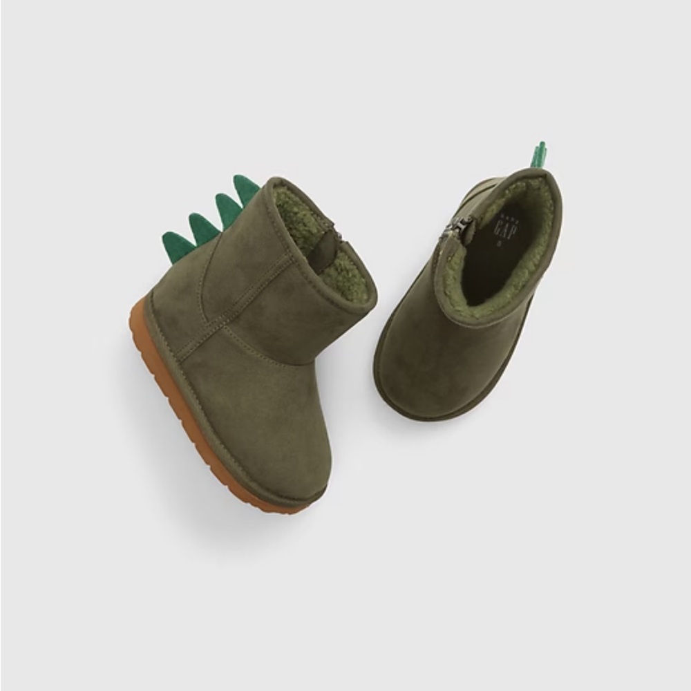 Gap. Toddler boy size 9. Dino boots. GUC